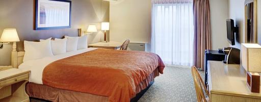 Thompson'S Best Value Inn & Suites מראה חיצוני תמונה